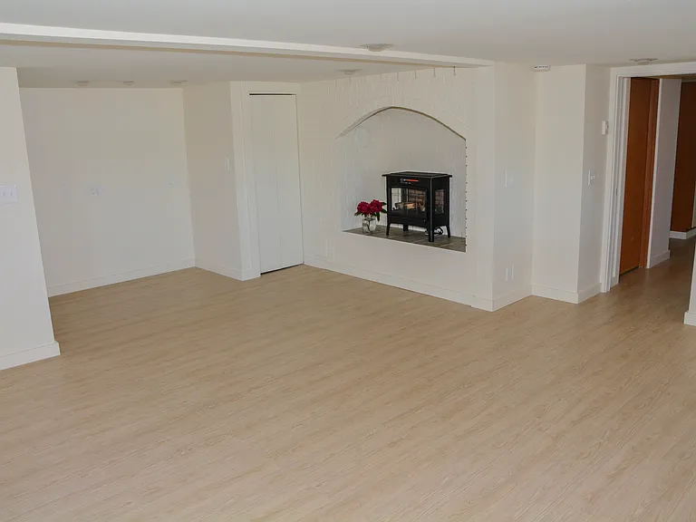 5811 Ward Ave NE — Photo 18