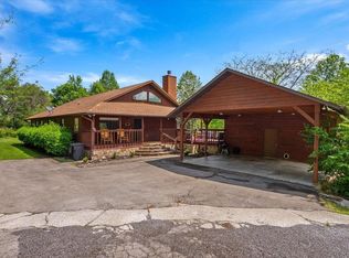 1463 Red Cedar Ln, Sevierville, TN 37876