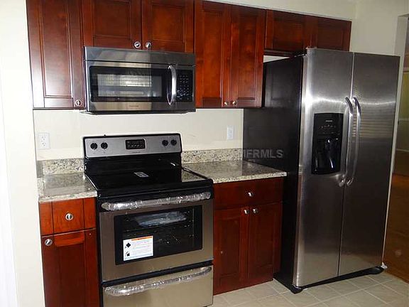 4th image of 12509 Sugar Pine Way