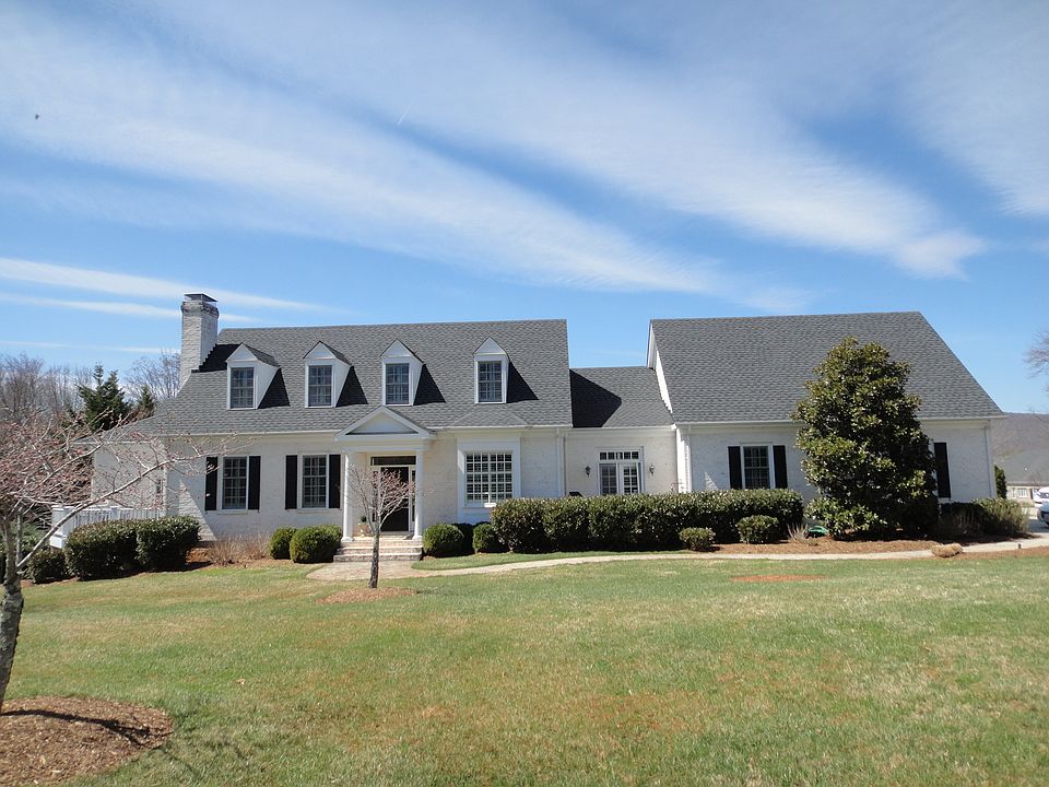 1st image of 1036 Fleming Way