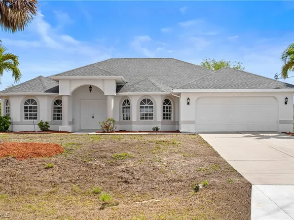 1317 NE 5th Pl, Cape Coral, FL 33909