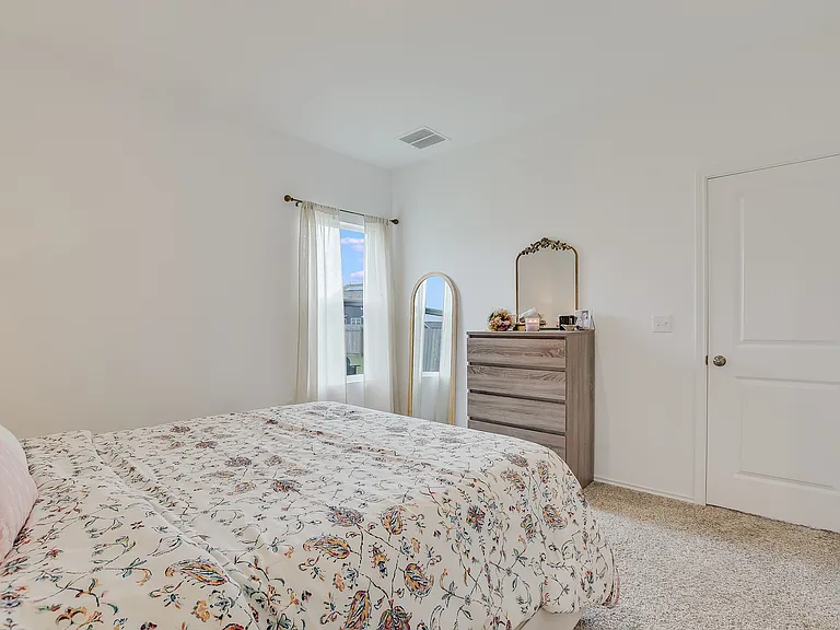 2712 Louris Ln — Photo 15