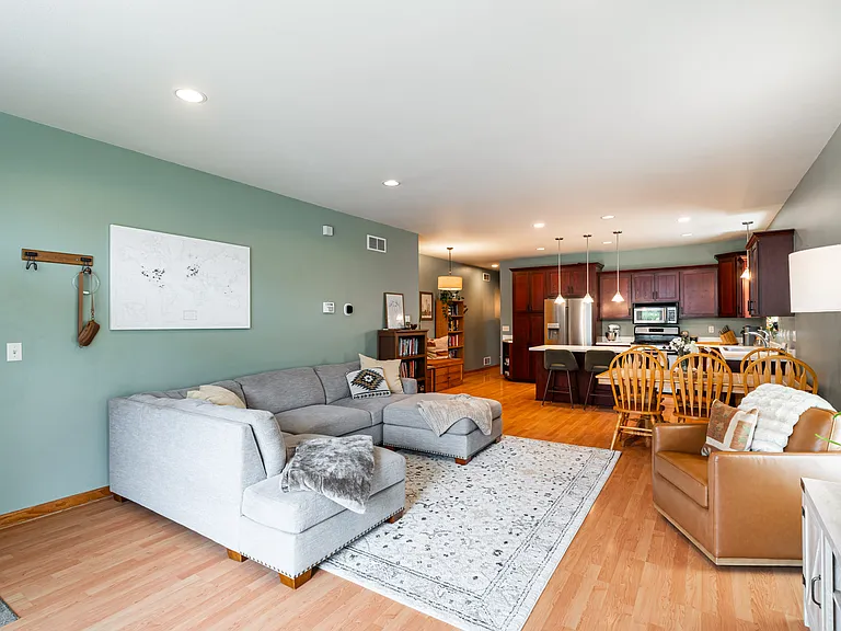 822 E Pearson St #1 — Photo 4