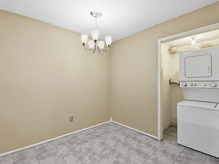 12905 Woodforest Blvd #711 — Photo 18