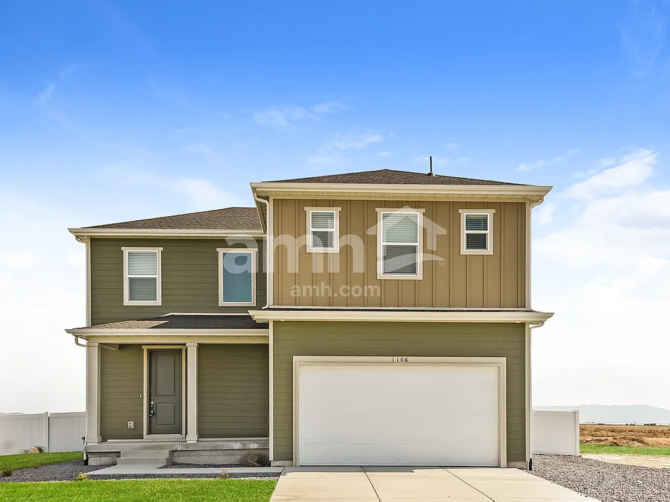 1108 E Daniel St