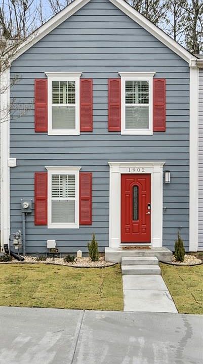 1st image of 1902 Shenandoah Valley Ln SE