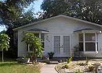 1st image of 858 45th Ave N