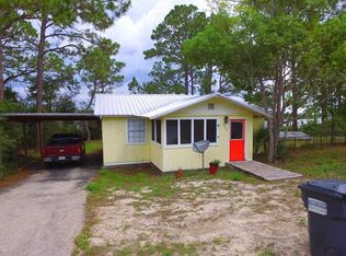 503 Riverview Dr, Carrabelle, FL 32322