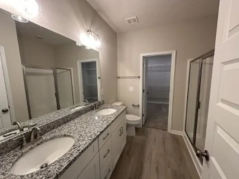 1850 Madison St #306 — Photo 12