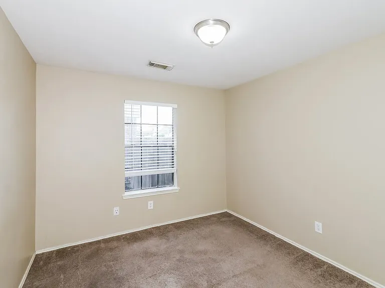 6618 Sutton Meadows Dr — Photo 13