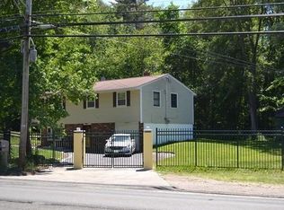 1475 Turnpike St, North Andover, MA 01845