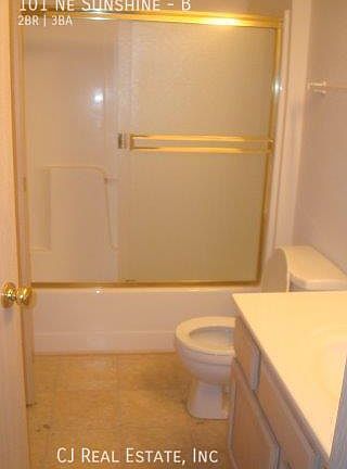 5th image of 101 NE Sunshine St APT B