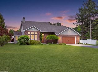 6815 Jericho Rd, Stevensville, MI 49127