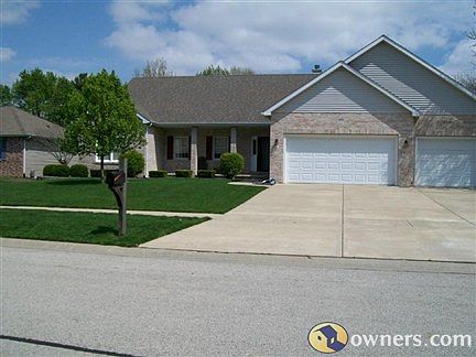 2nd image of 1542 Old Ivy Dr