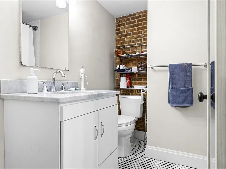 159 Salem St #4 — Photo 17