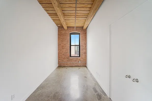 Rented by Compass | media 4