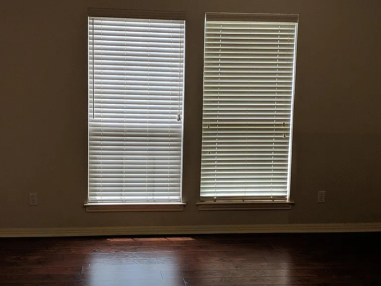 8005 Blue Bonnet Ln — Photo 9