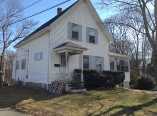 39 Pleasant St, Rockland, MA 02370