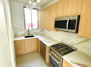 1220 Pine St APT 1, San Francisco, CA 94109