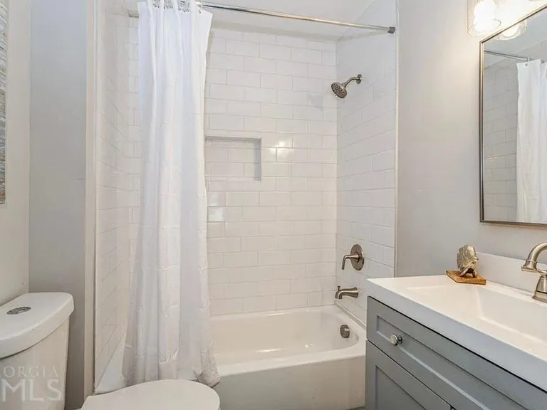 1451 Lavender Dr NW — Photo 3