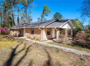 687 Robertson Rd, Pollock, LA 71467