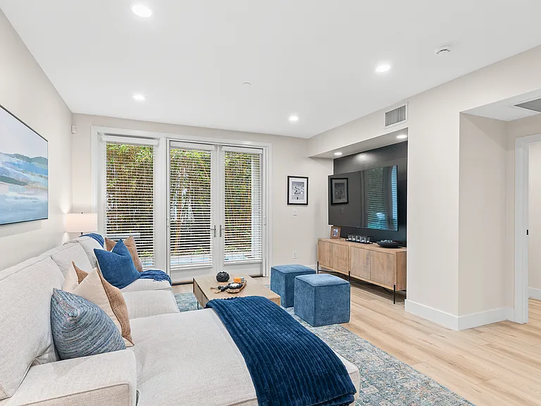 5410 La Jolla Blvd #A108 — Photo 15
