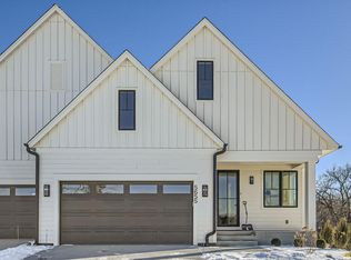 5620 Buffington Ln, Tonka Bay, MN 55331