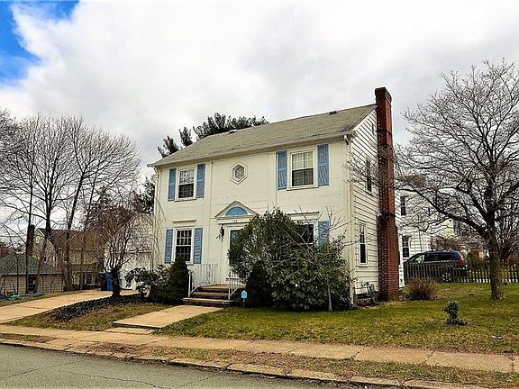 2nd image of 128 Elsie St