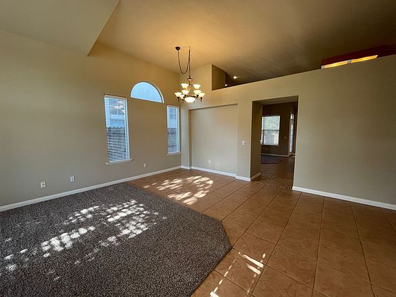 3rd image of 8851 N Sierra Vista Ave