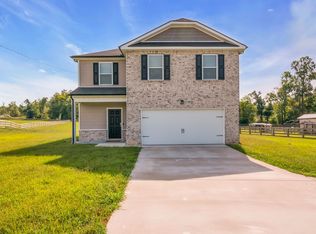 1055 E Piney Rd, Dickson, TN 37055