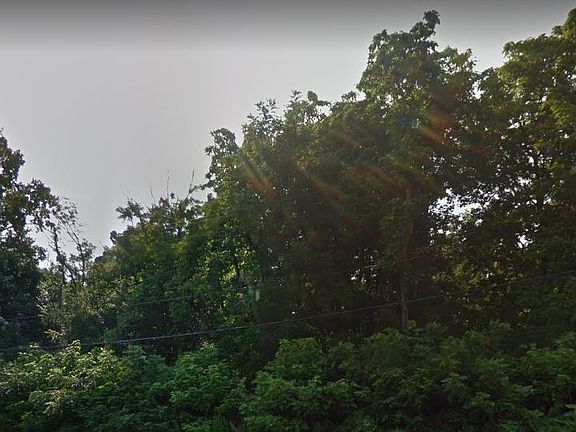 4th image of 2471 Us Route 9w