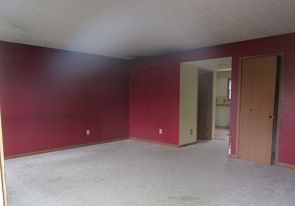 3rd image of 2092 Brookbank Dr