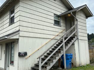309 Grant St APT B, Kelso, WA 98626