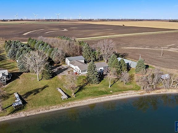 4th image of 2424 County Road 101 Rd
