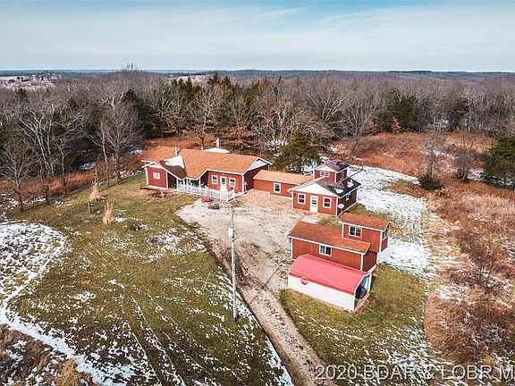 3rd image of 1062 County Road 726