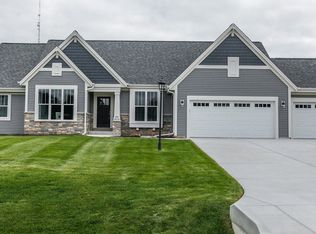 S39W22175 Timm Dr, Town Of Waukesha, WI 53189