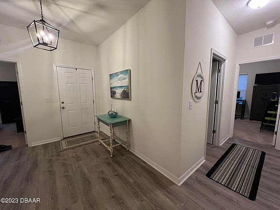 4th image of 3068 Gibraltar Blvd