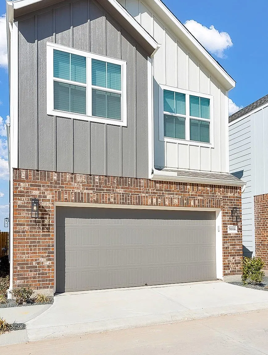 3 bed, 2.5 bath, 1710 sqft, $2,650 — Photo 2