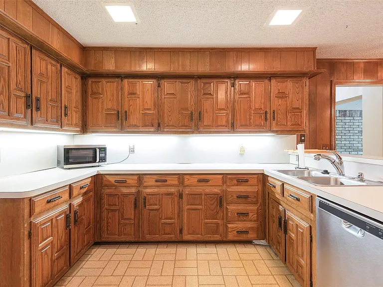 10319 Cimmaron Trl — Photo 12