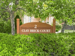 2 Clay Brick Ct #39, Brampton, ON L6V 4M7