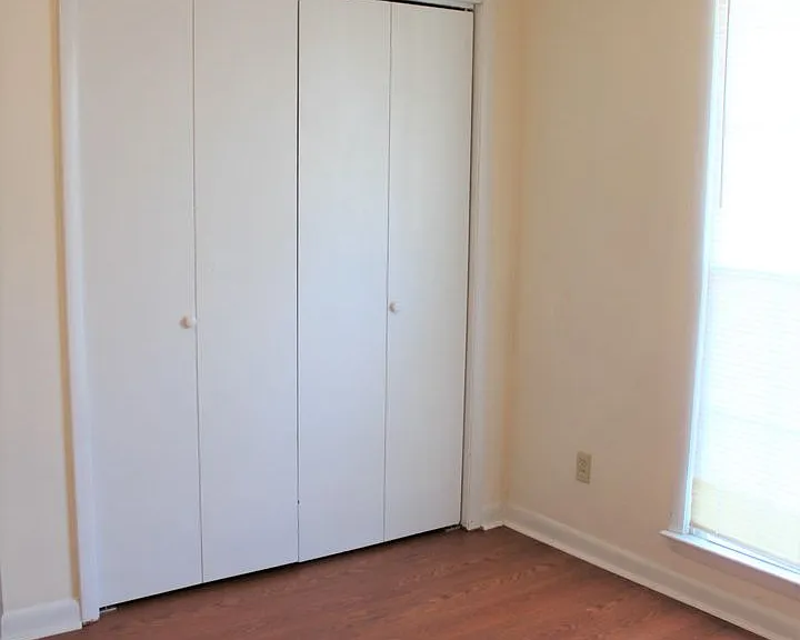 7805 Gallant Ridge Dr — Photo 20