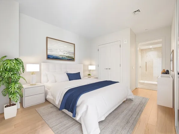 133 Seaport Blvd Unit 2107, Boston, MA 02210