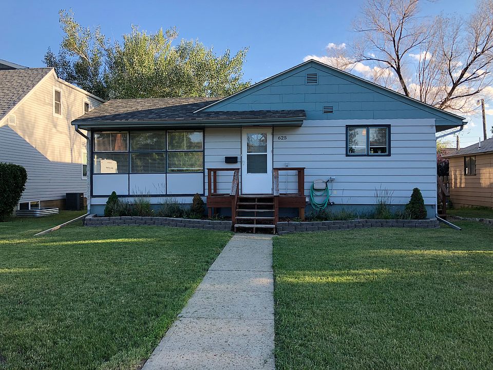 1st image of 625 7th Ave N