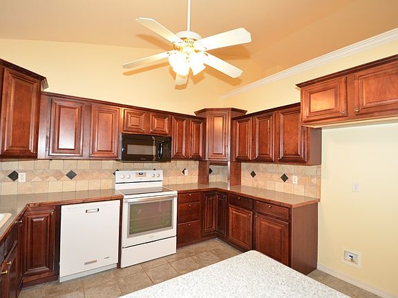 5th image of 31 Hebrides Ln