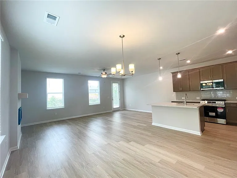 4777 Moonstone Trce — Photo 10