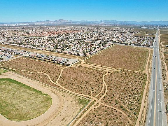 5th image of 5 Palmdale Rd