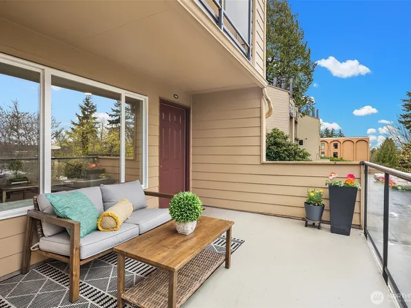 2947 76th Avenue SE #91B, Mercer Island, WA 98040