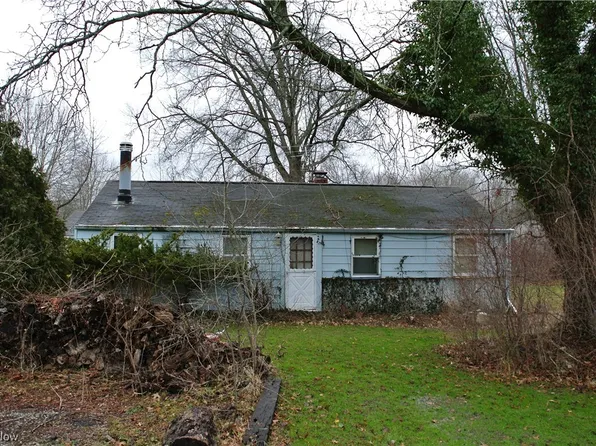 9577 N Marks Rd, Strongsville, OH 44149