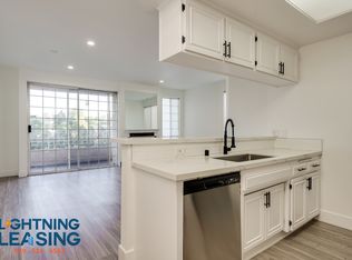 15132 Magnolia Blvd #103D, Sherman Oaks, CA 91403