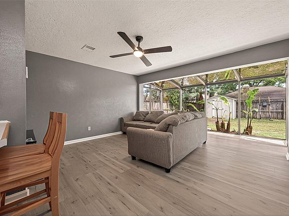 5th image of 16643 Seawolf Dr